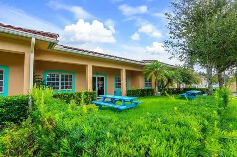 1405 SE Goldtree Drive Port Saint Lucie FL 34952