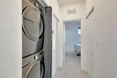 12227 NW 23rd Path Miami FL 33167