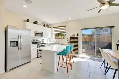 12227 NW 23rd Path Miami FL 33167