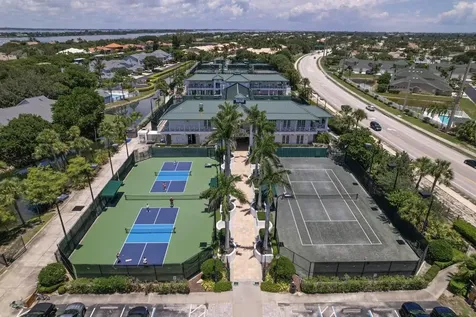 303 Tradewinds Drive Indian Harbour Beach FL 32937