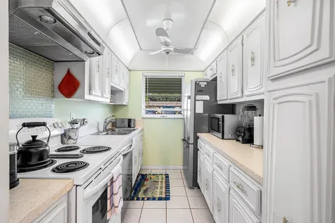 1010 Circle Terrace Delray Beach FL 33445