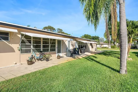 1010 Circle Terrace Delray Beach FL 33445
