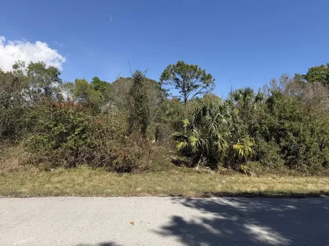 3535 NW 2nd Street Okeechobee FL 34972