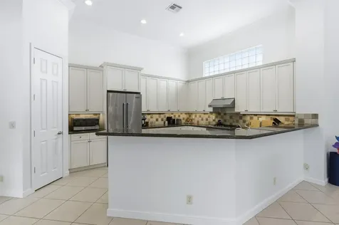 401 Via Placita Palm Beach Gardens FL 33418