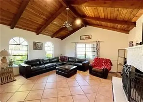 3329 10th Street Vero Beach FL 32968