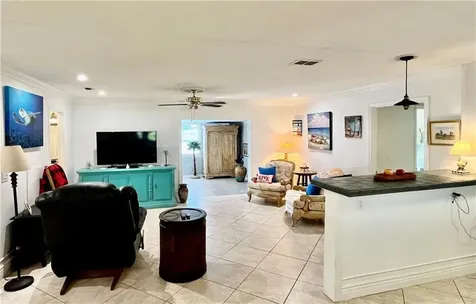 3329 10th Street Vero Beach FL 32968