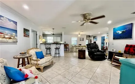 3329 10th Street Vero Beach FL 32968
