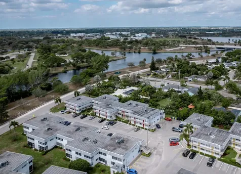 2840 Lake Osborne Drive Lake Worth Beach FL 33461