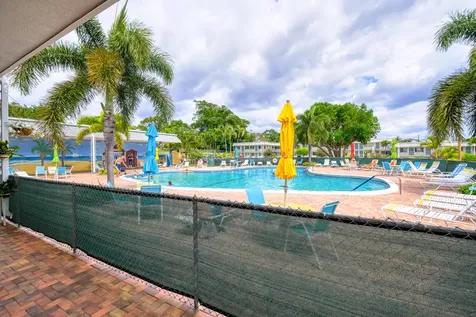 2840 Lake Osborne Drive Lake Worth Beach FL 33461