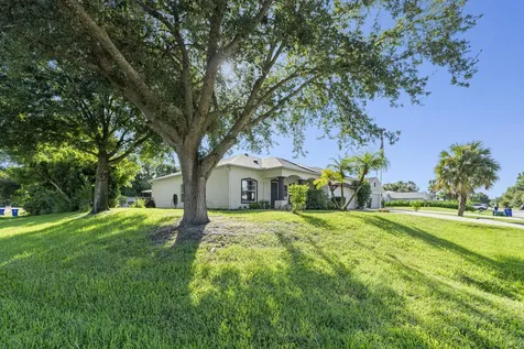 1302 Coverbrook Lane Sebastian FL 32958