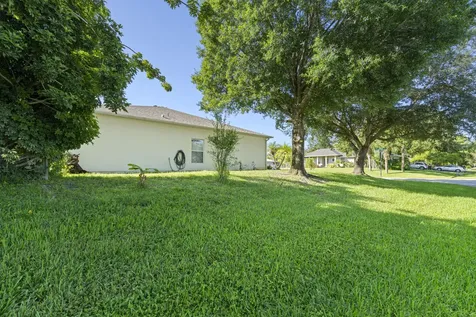 1302 Coverbrook Lane Sebastian FL 32958
