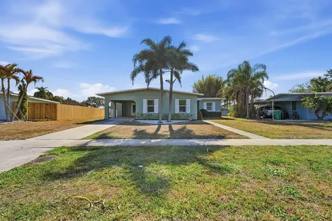 2817 Se Pocatello Road Port Saint Lucie FL 34952