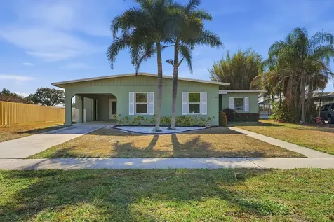 2817 Se Pocatello Road Port Saint Lucie FL 34952