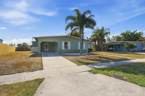 2817 Se Pocatello Road Port Saint Lucie FL 34952