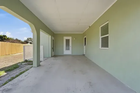 2817 Se Pocatello Road Port Saint Lucie FL 34952