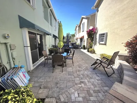 311 Waterside Drive Hypoluxo FL 33462