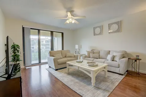 200 Uno Lago Drive Juno Beach FL 33408