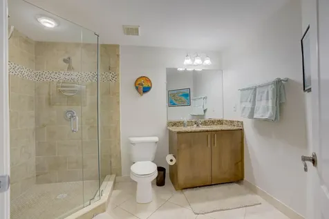 200 Uno Lago Drive Juno Beach FL 33408