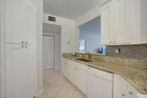 200 Uno Lago Drive Juno Beach FL 33408