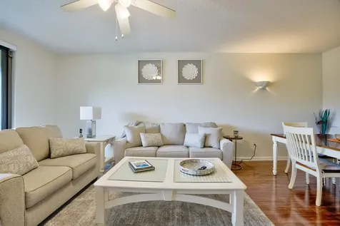 200 Uno Lago Drive Juno Beach FL 33408