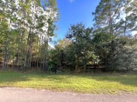 405 Pandora Drive Indian Lake Estates FL 33855