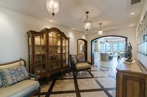 19 N Beach Road Jupiter Island FL 33455