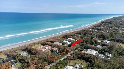 19 N Beach Road Jupiter Island FL 33455