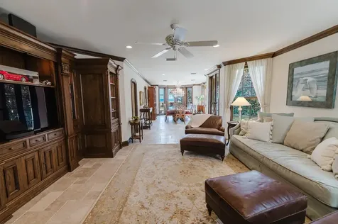 19 N Beach Road Jupiter Island FL 33455