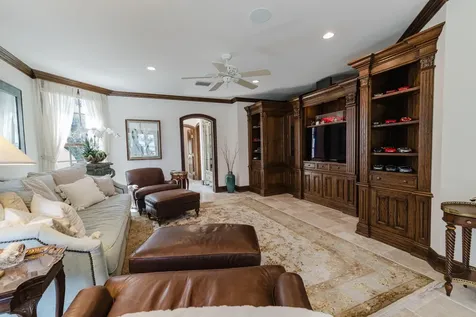 19 N Beach Road Jupiter Island FL 33455