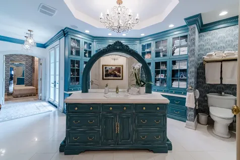 19 N Beach Road Jupiter Island FL 33455