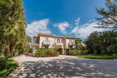 19 N Beach Road Jupiter Island FL 33455