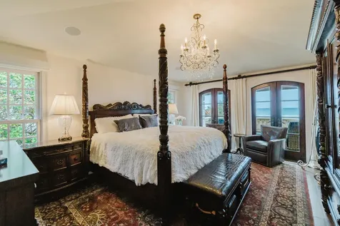 19 N Beach Road Jupiter Island FL 33455