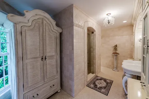 19 N Beach Road Jupiter Island FL 33455