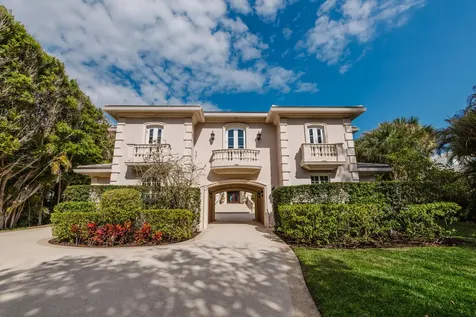 19 N Beach Road Jupiter Island FL 33455