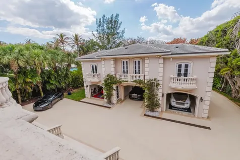 19 N Beach Road Jupiter Island FL 33455