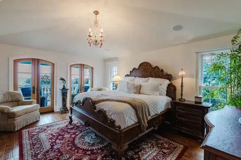 19 N Beach Road Jupiter Island FL 33455