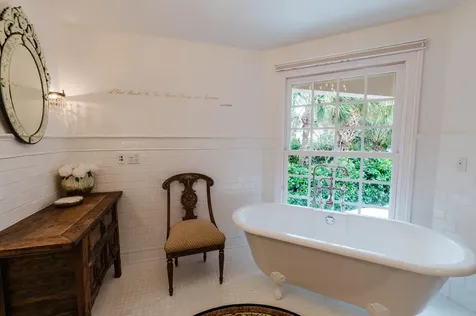 19 N Beach Road Jupiter Island FL 33455