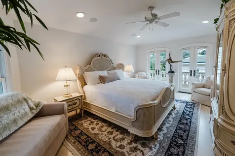 19 N Beach Road Jupiter Island FL 33455