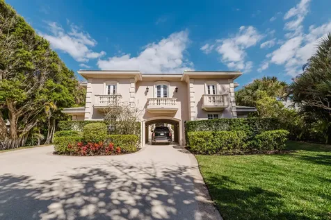 19 N Beach Road Jupiter Island FL 33455