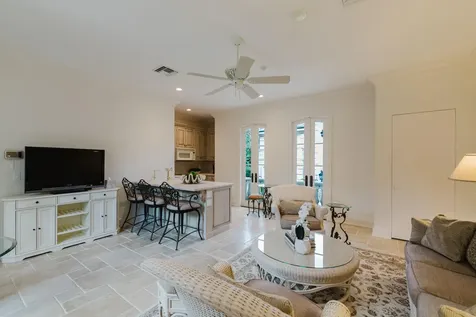 19 N Beach Road Jupiter Island FL 33455