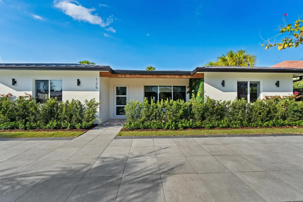 125 Cascade Lane Palm Beach Shores FL 33404