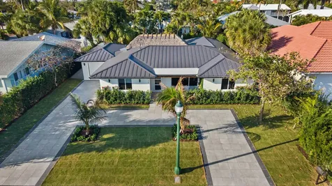 125 Cascade Lane Palm Beach Shores FL 33404