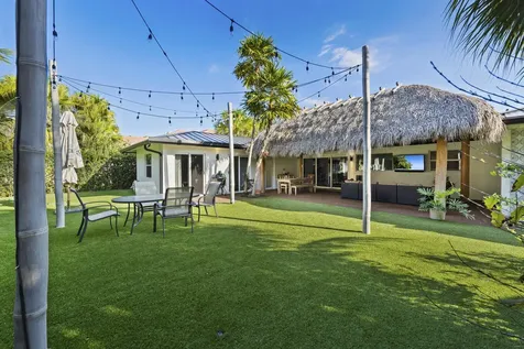 125 Cascade Lane Palm Beach Shores FL 33404