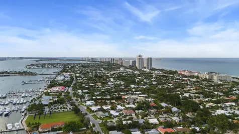 125 Cascade Lane Palm Beach Shores FL 33404