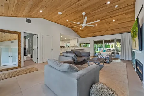 125 Cascade Lane Palm Beach Shores FL 33404