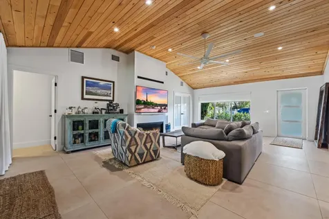 125 Cascade Lane Palm Beach Shores FL 33404