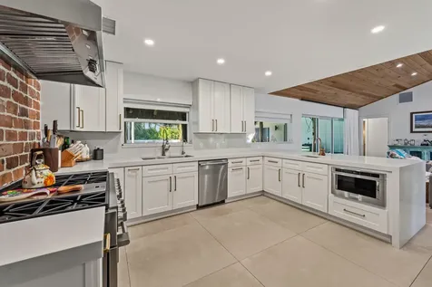 125 Cascade Lane Palm Beach Shores FL 33404