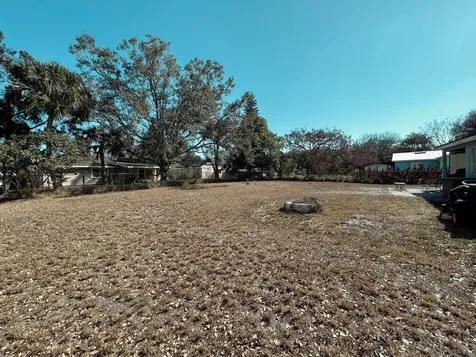 649 Sw Everett Court Port Saint Lucie FL 34953