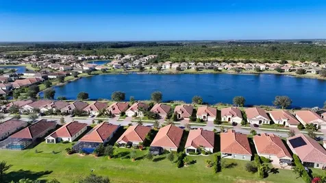 1728 Berkshire Circle Vero Beach FL 32968