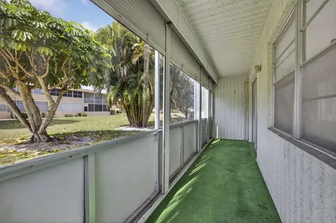 93 Dorchester West Palm Beach FL 33417
